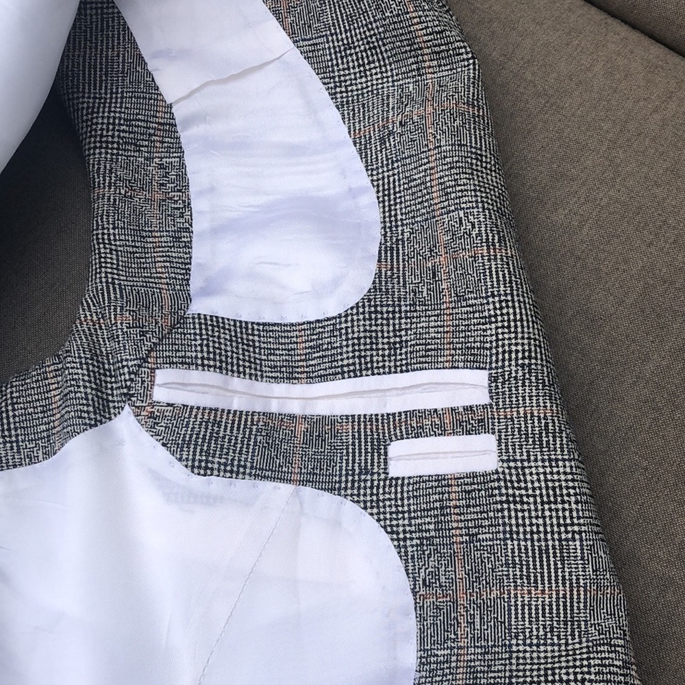 ALEXANDER MCQUEEN Sleeveless Blazer - Picture 13 of 15